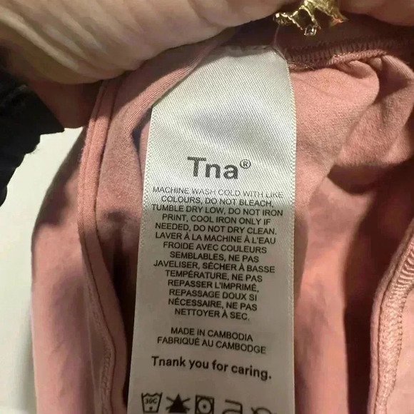 TNA Aritzia chill Malibu dress in dusty rose size XS EUC - Picture 5 of 7